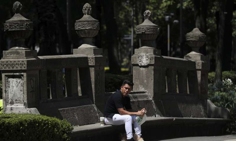 Mexico reports new one-day high of 1,092 coronavirus deaths