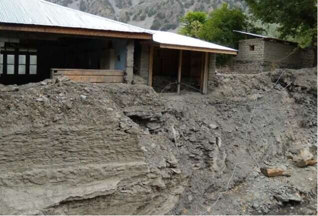 Class determines vulnerability to catastrophic glacial flooding in northwest Pakistan