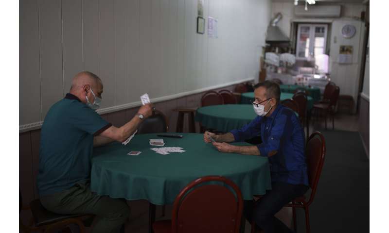 Turkey lifts most pandemic restrictions as new cases plateau