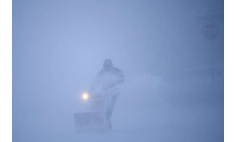 Winter storm in Dakotas, Minnesota make travel frightful