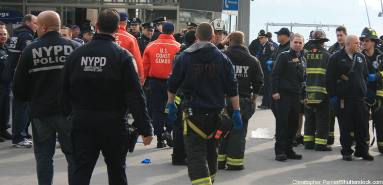 responders in new york (Christopher Penler/Shutterstock.com)