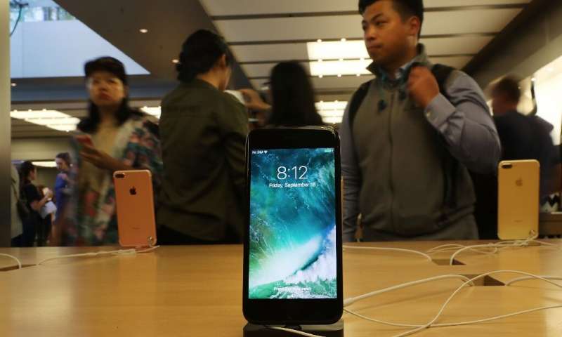 Apple agreed to a new settlement on allegations that it slowed the performance of older devices such as the iPhone 7 to manage insufficient battery capacity Apple agreed to a new settlement on allegations that it slowed the performance of older devices such as the iPhone 7 to manage i