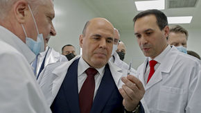 Mikhail Mishustin visits the State Research Centre of Virology and Biotechnology