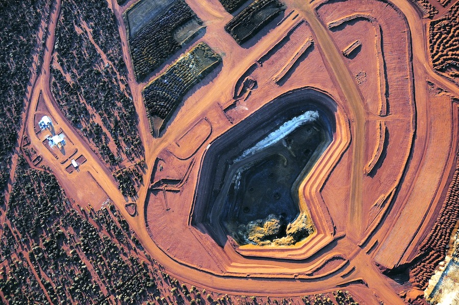 Lynas sign contract to kick off design work for U.S. rare earths facility