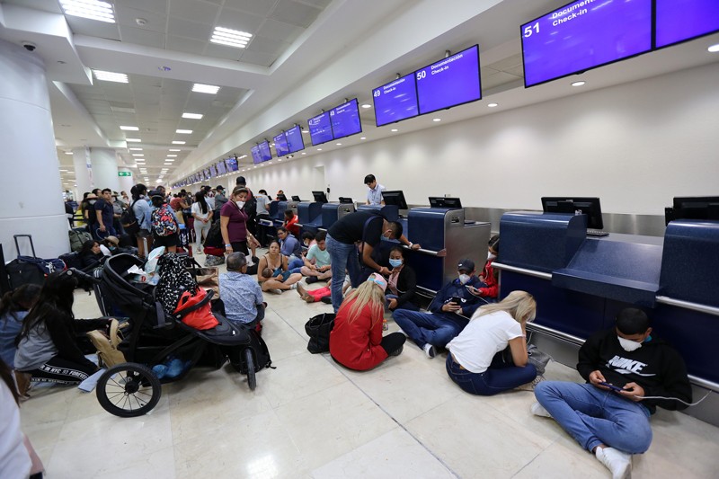 Tourists are stranded at Cancun airport due to the closure of their borders