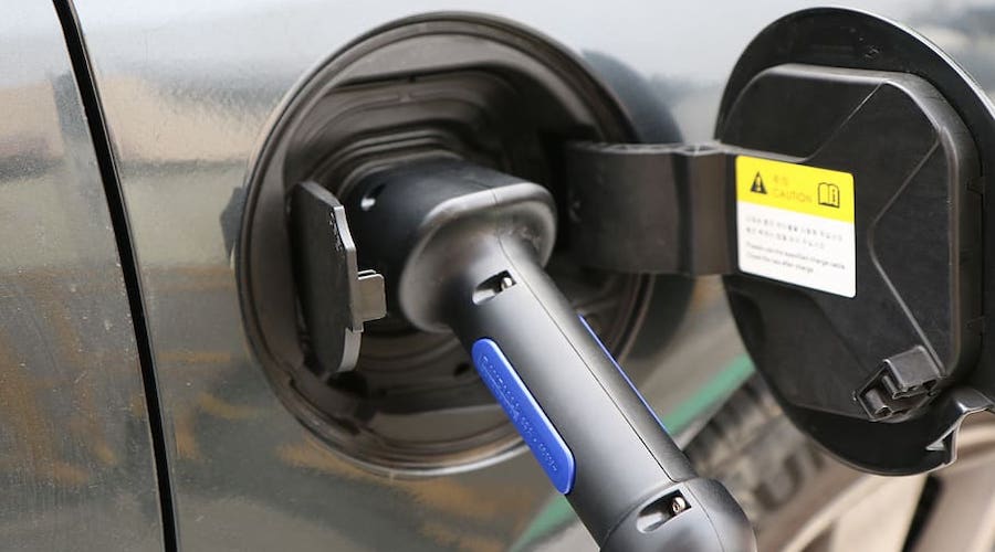 China's Envision eyes France for new EV battery factory - JDD