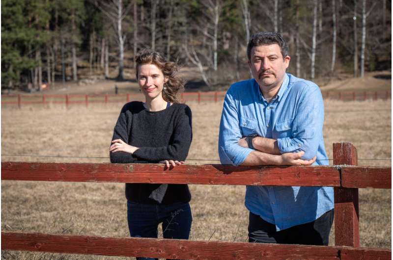 Genvieve Metson and Roozbeh Feiz are a part of a research group that collects broad expertise within such fields as theoretical biology, environmental technology and applied maths. They have shown that a more circular approach to excrement is good for both the environment and economy. Credit: Magnus Johansson Biogas from excrement to reduce environmental impact