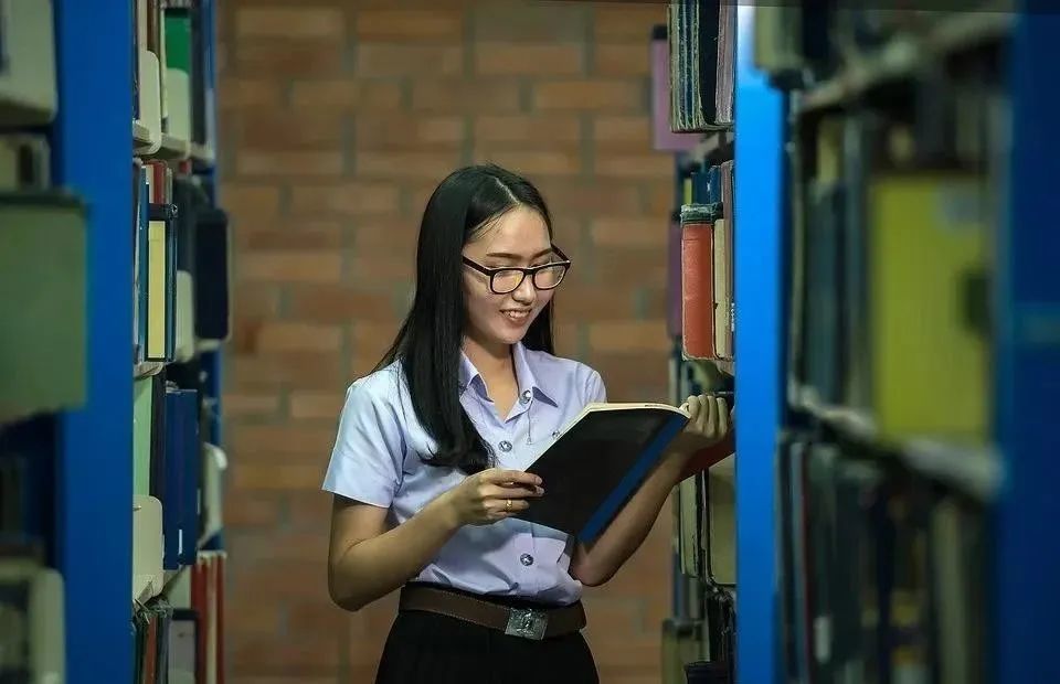 名家视点徐芝纶院士怎样提高课堂讲授的质量