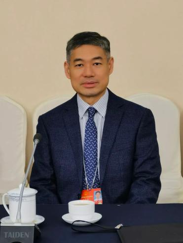 逸仙荣光宋尔卫院士荣获第七届医学家年会十大卓越贡献院管专家